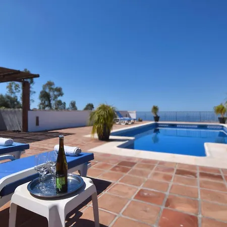 Villa In With Private Pool